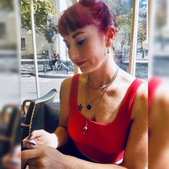 Meet your Posher, Mona lisa - Picture 6 of 15